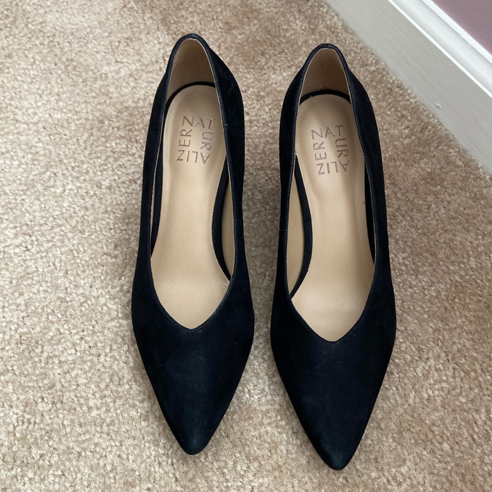 Black Heels -Naturalizer
